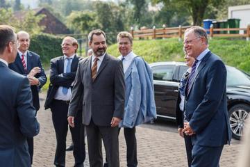 v.l.n.r.: Oliver Dix, Matthias Wunderling-Weilbier, Bernhard Reuter, Klaus Engemann, Klaus-Peter Bachmann, Kerstin Vehma, Stephan Weil