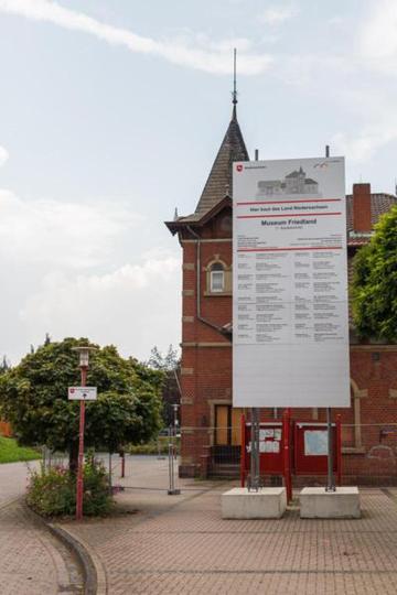 Bauschild Museum Friedland