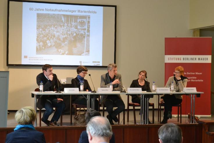 Auf dem Podium v.l.n.r.: Arnd Kolb, Bettina Effner, Dr. Joachim Baur, Dr. Andrea Genest, Dr. Maria Nooke